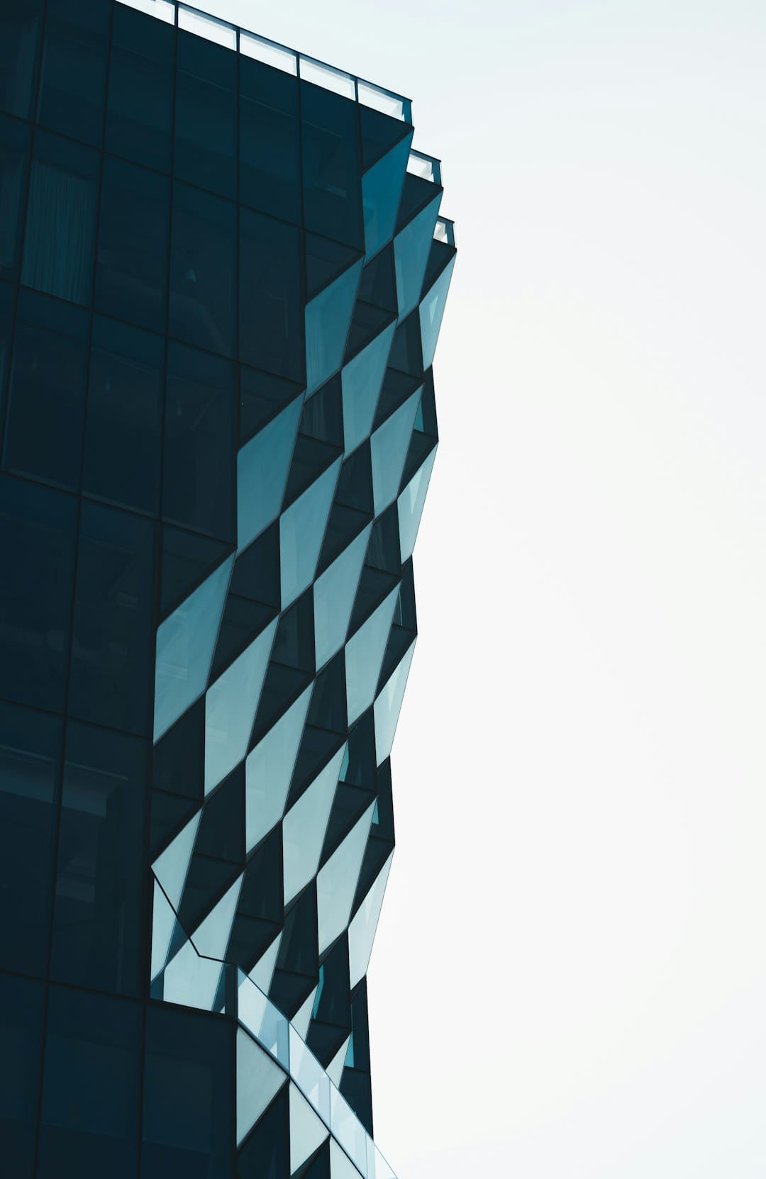 新同学，与“智能原生”同行